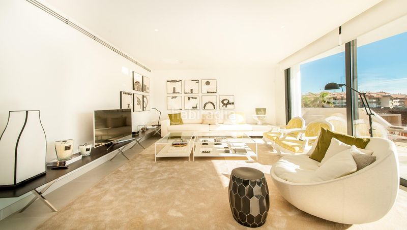 Foto d2d39f10-9a28-45d6-b11d-e7307b721265. Apartament a avenida avenida 8 de marzo a El Higuerón Fuengirola