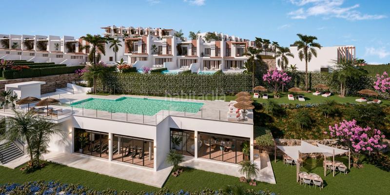Foto 4021b9c0-32b3-4627-a805-d58bdde6657c. Casa adossada a avenida avenida de luis peralta 3 a Mijas