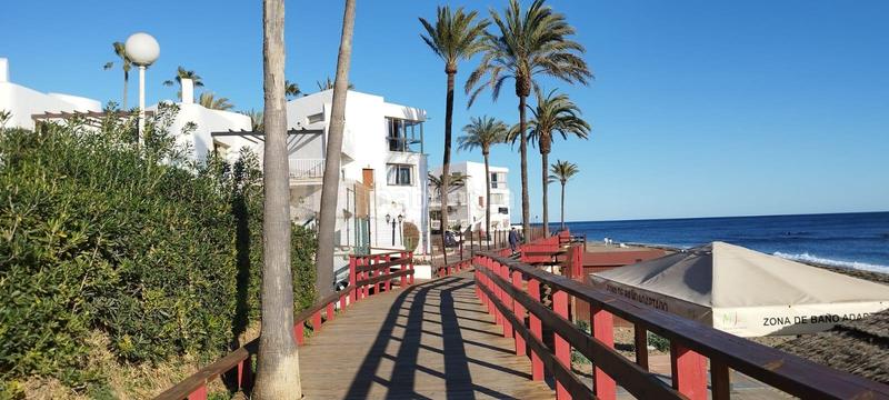 Foto 1ac68db6-29b1-4b95-bdf4-952f3cfcb97c. Lloguer apartament a marbiluna 1 a Calahonda Mijas