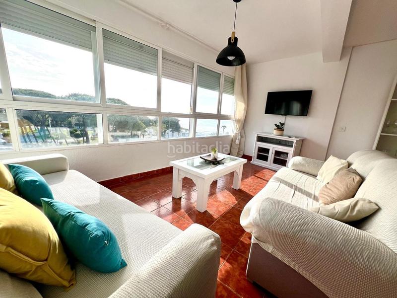 Foto 34b0df40-534b-48f7-a95c-f1239fa0f9c5. Rent apartment in marbiluna 1 in Calahonda Mijas