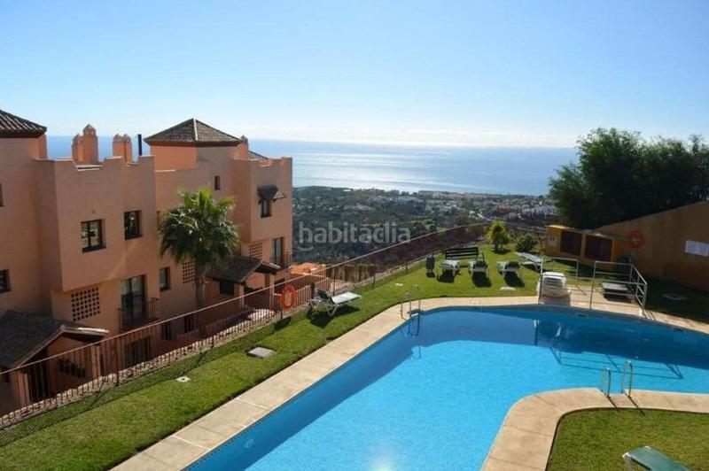 Foto 1f440085-cfd2-48fc-9680-77de7c301352. Miete appartement in calle cristobal colon Calahonda 5 in Mijas