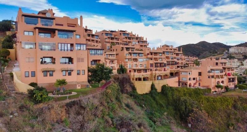 Foto 56443f5b-e737-431a-8712-69e53f8ce972. Miete appartement in calle cristobal colon Calahonda 5 in Mijas