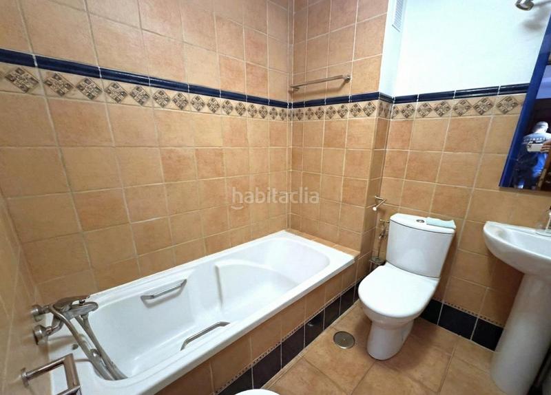 Foto f0e57f0c-a285-477b-8d67-8b67d375b2ba. Miete appartement in calle cristobal colon Calahonda 5 in Mijas