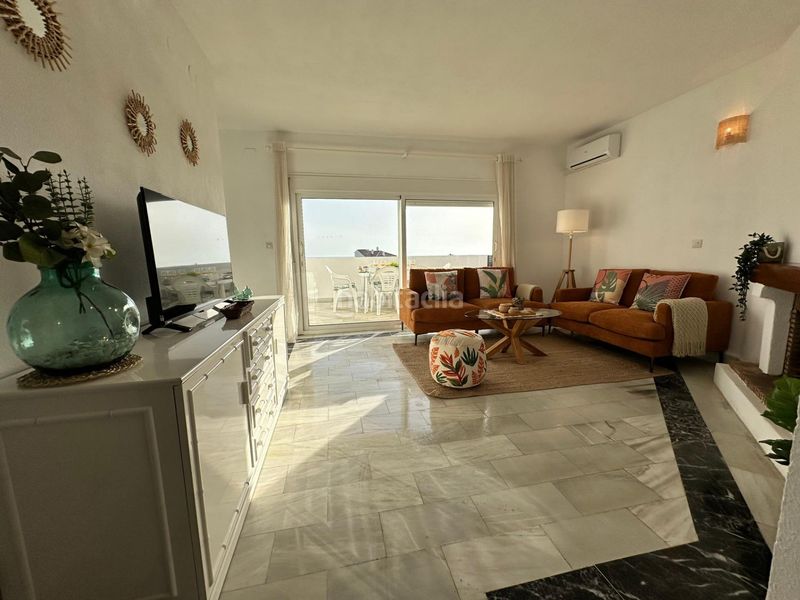 Foto d923ad48-a9a7-4104-832b-d9ec7bda567b. Àtic a calle mar Calahonda 3 a Calahonda Mijas