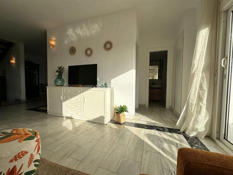 Foto d9b31749-2b77-4810-9dd6-d46e8c31e55b. Àtic a calle mar Calahonda 3 a Calahonda Mijas