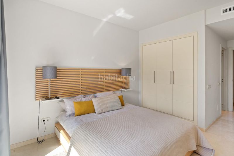 Foto fef30b6d-735c-450f-8c94-b36dadde8fe6. Apartament amb calefacció aparcament piscina a Casares pueblo Casares