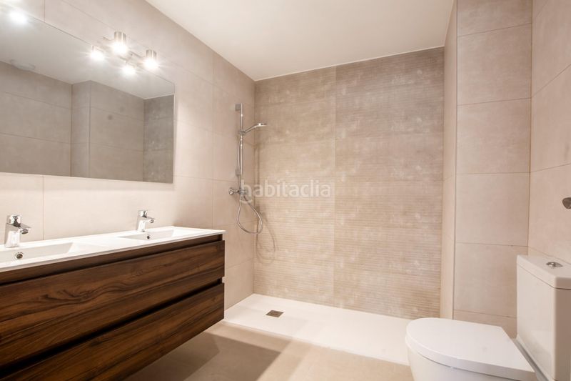 Foto 48943a91-f4a8-475f-acb4-cb4569c14ca8. Apartament amb calefacció aparcament piscina a Chullera Manilva