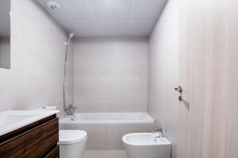 Foto 7508989d-edc9-4ace-8460-6efb78e49dd2. Apartament amb calefacció aparcament piscina a Chullera Manilva