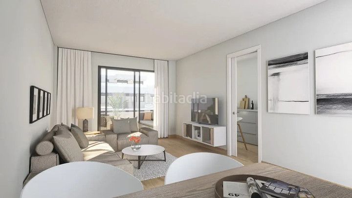 Foto 2e88d118-68d6-4987-81bb-5c611cfc1a97. Apartament amb aparcament piscina a Las Flores Mijas