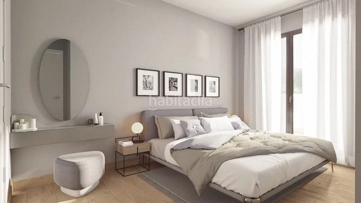 Foto 36e2f12c-6aea-4486-aada-7f2a42825633. Apartament amb aparcament piscina a Las Flores Mijas