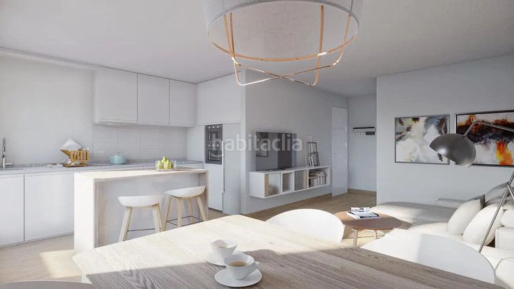 Foto 76c2f39e-5de9-42a5-a5cb-55aafbb1f27a. Apartament amb aparcament piscina a Las Flores Mijas
