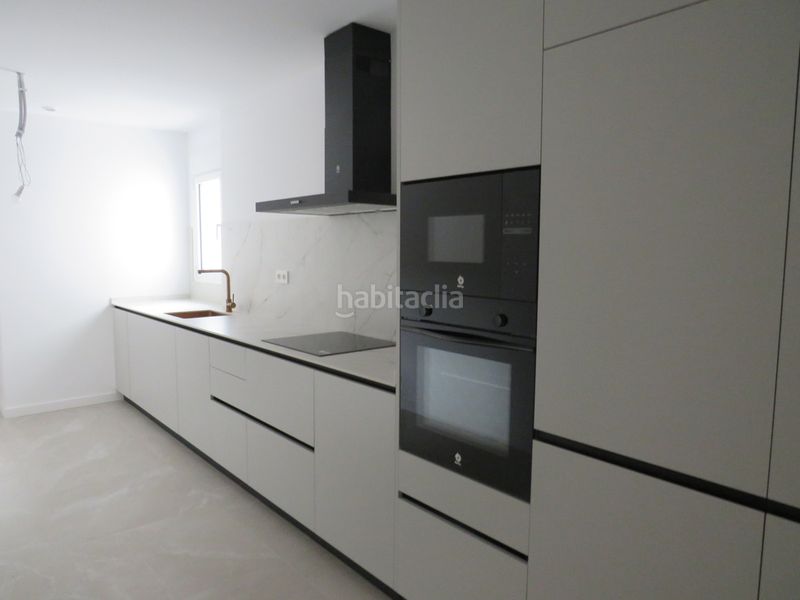 Foto 00a89db9-5933-464e-acee-8c68a64e8e44. Appartement dans edificio venecia dans Puerto Deportivo Fuengirola