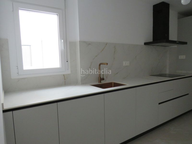 Foto c3da6301-5738-4d93-90bb-0041a21a9e48. Appartement dans edificio venecia dans Puerto Deportivo Fuengirola