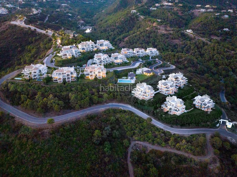 Foto 741413a9-0e80-432c-b0bc-543f1d679f51. Apartament amb calefacció aparcament piscina a Montemayor - Marbella Club Benahavís