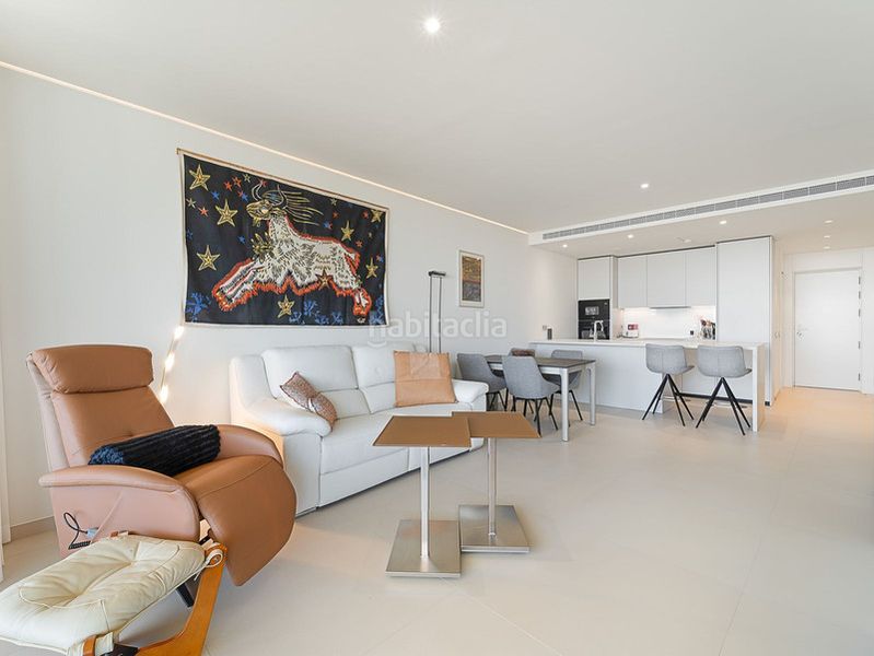 Foto 9e0b2d68-0794-4c7a-9ff6-ba3cce424be2. Apartament amb calefacció aparcament piscina a Torreblanca del Sol Fuengirola