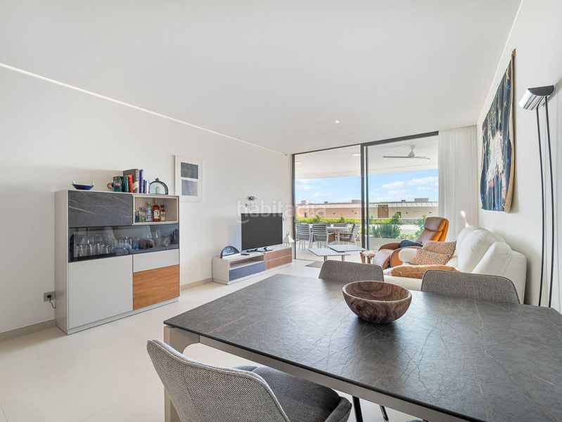 Foto ba2e3bd3-c3b2-478e-a15c-f454d32041a1. Apartament amb calefacció aparcament piscina a Torreblanca del Sol Fuengirola