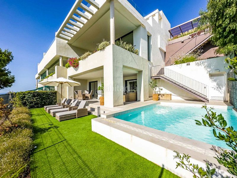Foto 97603418-10b5-42a7-8326-6315a07fb4c8. Xalet amb calefacció aparcament piscina a Cabopino - Artola Marbella