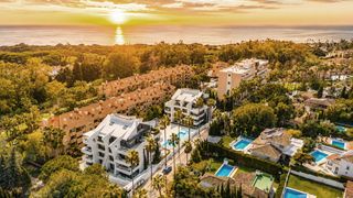 Appartement à Marbesa. Ático dúplex de lujo en venta en dunes beach, cabopino  marbella