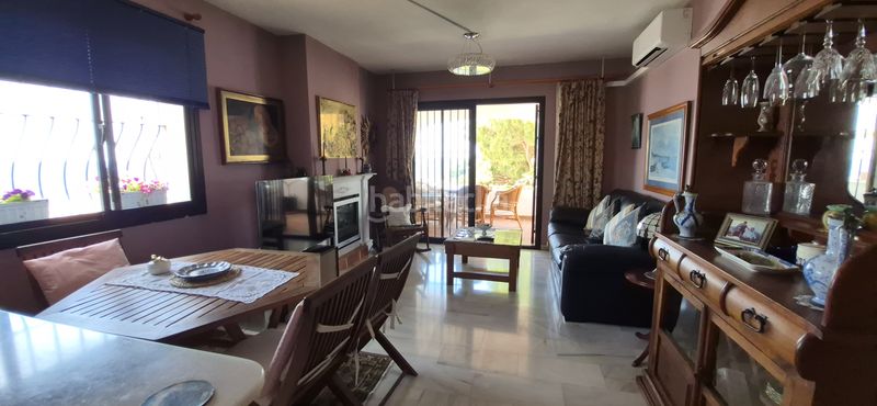 Foto 2d90d77d-0d64-4c44-a794-5581b6d0b43b. Apartament amb piscina a Calahonda Mijas