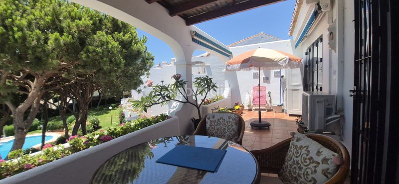 Foto c813a0fa-e487-4c76-9003-ee4e64042ce2. Apartament amb piscina a Calahonda Mijas