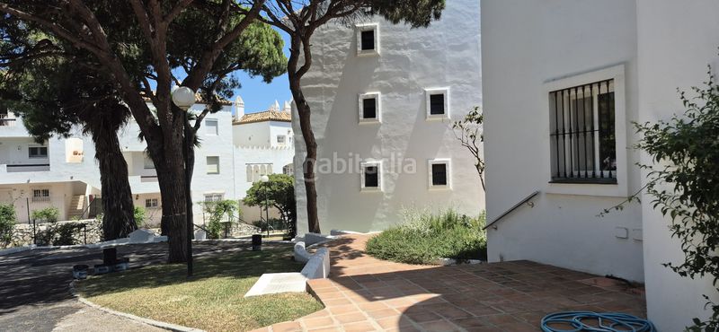 Foto dfc217b8-a03b-4f3b-a091-431653f3a61d. Apartament amb piscina a Calahonda Mijas