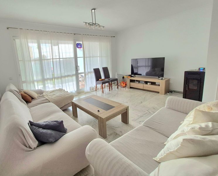 Foto 1f00b878-da9d-4421-8969-d9e3e0f003e9. Casa adossada amb calefacció piscina a Calahonda Mijas
