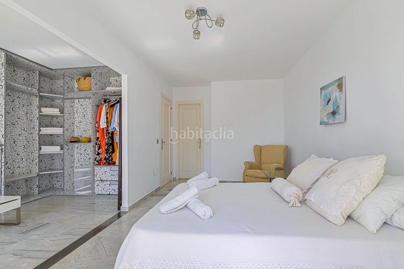 Foto a211d02d-e7b4-4170-9890-c6eb7b3c717b. Casa adossada amb calefacció piscina a Calahonda Mijas