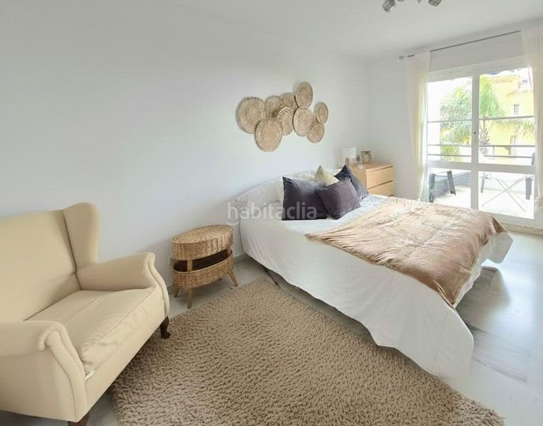 Foto a79a2ada-2341-410b-9fe8-d73868a826e2. Casa adossada amb calefacció piscina a Calahonda Mijas