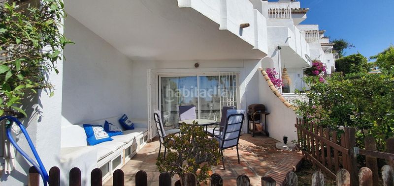 Foto 09a86824-6e7c-4a5b-b3bc-819de914a1db. Casa adossada amb piscina a Calahonda Mijas