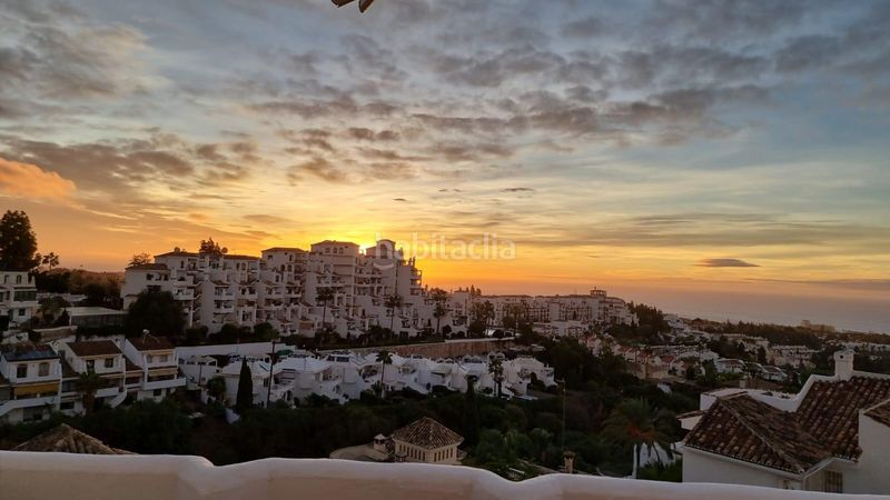 Foto cb582e07-cdd3-4baf-b11d-ae4be8ae4e02. Casa adossada amb piscina a Calahonda Mijas