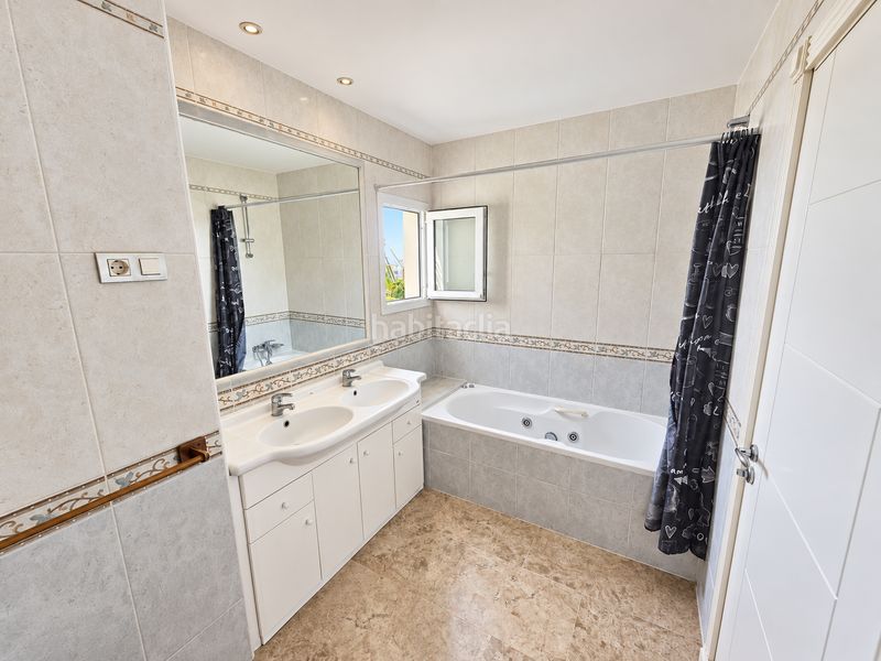 Foto 0a9c0502-2946-4431-8645-bf86b0ed39bb. Apartamento en green hills vida mediterránea en su máximo esplendor elegante vivienda con terraza y piscina en Riviera del Solen mediterranean living at its en Mijas