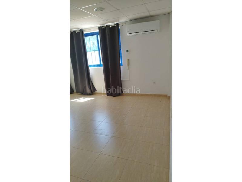 Foto b3bb245b-9bd2-48e5-a157-6f3ae631c6f0. Bâtiment à usage industriel dans dieciseis 33 dans Lorquí
