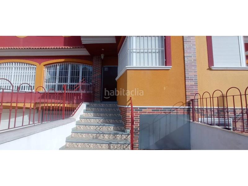 Foto a47d6bdf-f8fe-4b01-8d8d-321d5601a740. Casa amb aparcament a El Esparragal Murcia