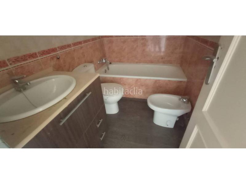 Foto a4bbcdf6-e0ee-47e4-aeeb-fac540f20883. Casa amb aparcament a El Esparragal Murcia