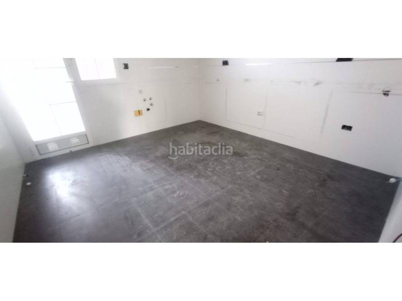 Foto ef2eeaf1-3e56-43ee-8262-c847ec89f7d9. Casa amb aparcament a El Esparragal Murcia