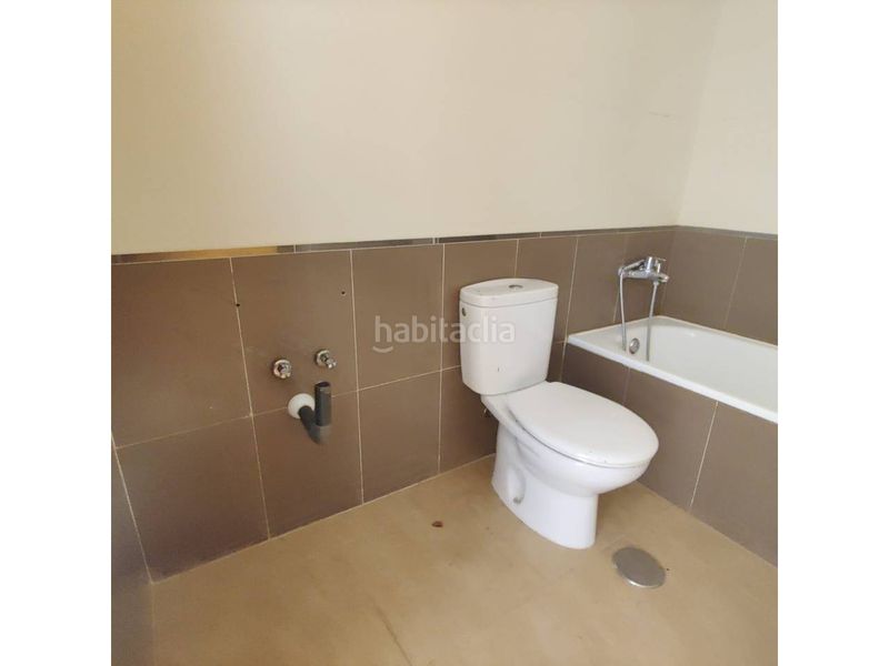 Foto bbcad7bb-f45b-4623-a878-241316d8e1da. Pis a Santomera