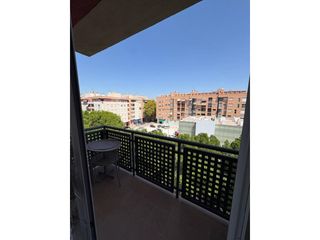 Pis a Santiago el Mayor. Piso en venta en santiago el mayor