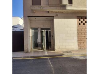 Parking coche en Santomera. Garaje en venta en avenida la paz 2a  santomera