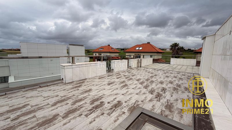 Foto a1dc747d-d6da-4e61-a3bd-7f102a6cc420. Àtic amb calefacció aparcament piscina a Liencres Piélagos