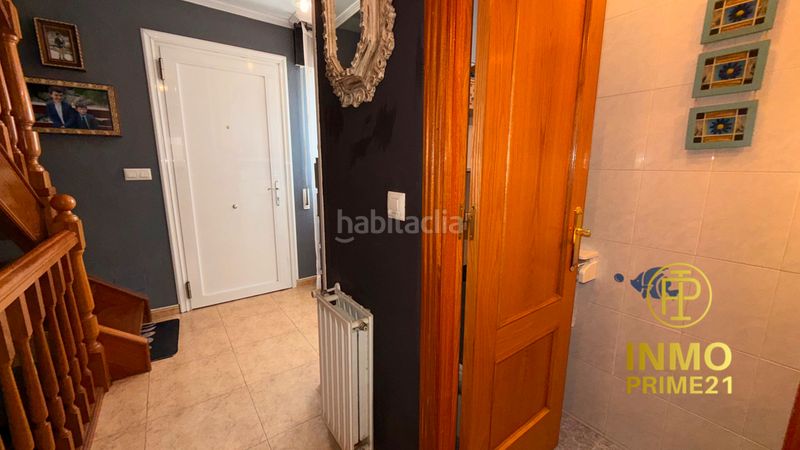Foto 65e2d7d7-b669-4d30-b3a8-da22a9beeabb. Casa adossada a Tanos - calle fernandez vallejo a Torrelavega