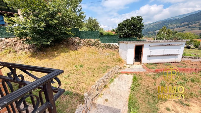 Foto c76abf1d-6be2-43b6-b1d3-5306d015a490. Casa a Corvera de Toranzo