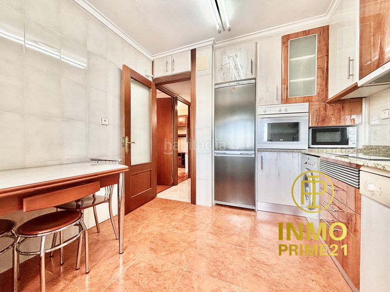 Foto 0befe038-0e7a-4e16-9c33-fd2cc4515a75. Rent flat with heating in Los Castros Santander