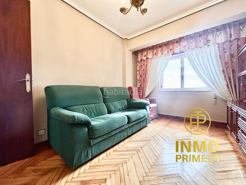 Foto 235b8e7b-008f-4e38-ad5a-177054fefa1a. Rent flat with heating in Los Castros Santander