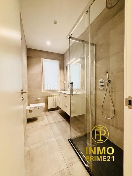 Foto 30a76433-5017-47dd-a014-060a7cd73b27. Affitto appartamento in Santander - castelar 45 in Santander