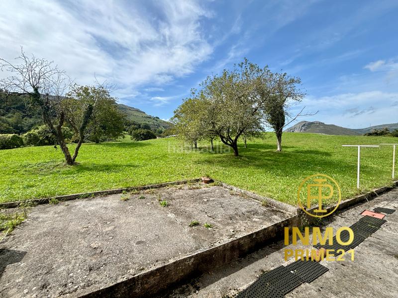 Foto d3b088fa-e02c-4654-a6b9-c8df372d9a66. Casa amb calefacció aparcament a Ruesga