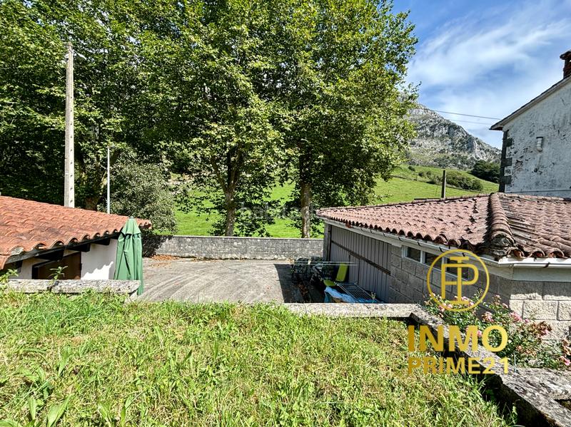 Foto dce06d41-0898-4e7c-ab7f-29762e95676b. Casa amb calefacció aparcament a Ruesga