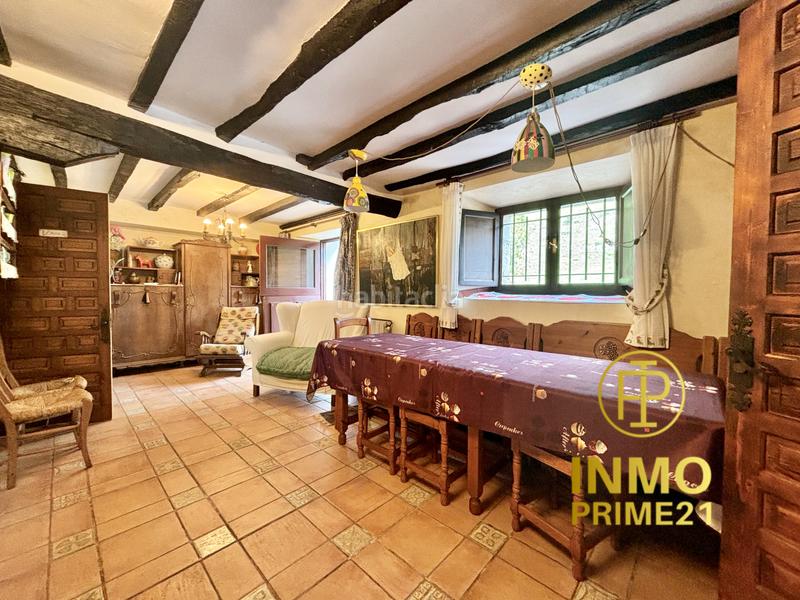 Foto e5eb5aba-ca1e-4877-87be-56dafb0eb8c2. Casa amb calefacció aparcament a Ruesga