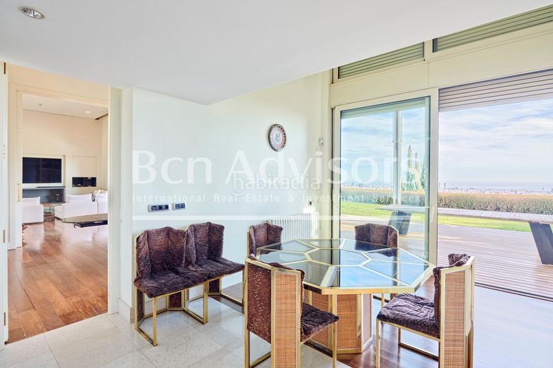 Foto 176b3dcd-df58-4f81-ab89-fd1c8cc5f70a. Xalet amb aparcament piscina a Sarrià Barcelona