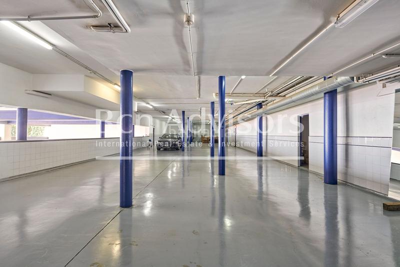 Foto 3c090d64-bd91-4c11-b313-4b4759feb9c6. Xalet amb aparcament piscina a Sarrià Barcelona