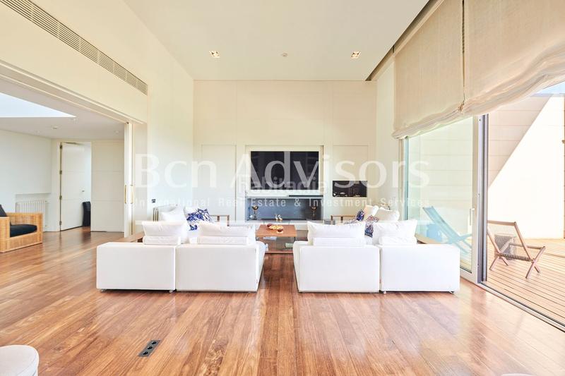 Foto 497a145c-9d26-4e62-ad57-5fa7f68546d7. Xalet amb aparcament piscina a Sarrià Barcelona